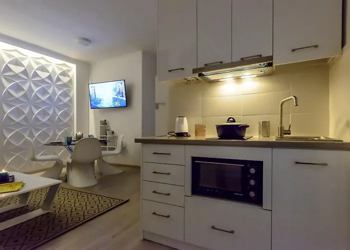 Skyloft - Location & Private Roof Garden Καλαμάτα