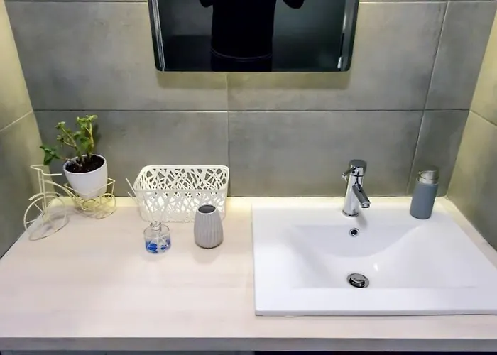 Skyloft - Location & Private Roof Garden