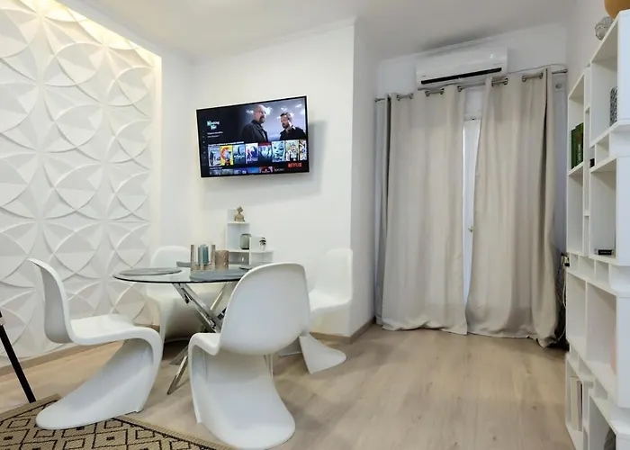 Skyloft - Location & Private Roof Garden Lejlighed *